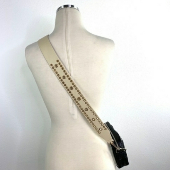 ⛵ 5/$15 Vegan Leather Purse Strap - Picture 5 of 5